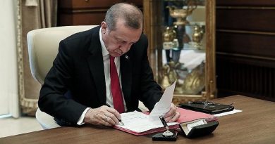 Cumhurbaşkanı Recep Tayyip Erdoğan imzasıyla bazı kurum ve kuruluşlara yapılan atama kararları Resmi Gazete'de yayımlandı.