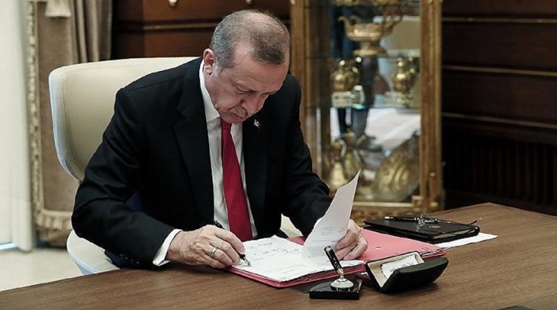 Cumhurbaşkanı Recep Tayyip Erdoğan imzasıyla bazı kurum ve kuruluşlara yapılan atama kararları Resmi Gazete'de yayımlandı.